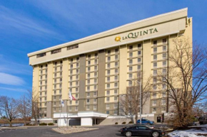  La Quinta by Wyndham Springfield  Спрингфилд